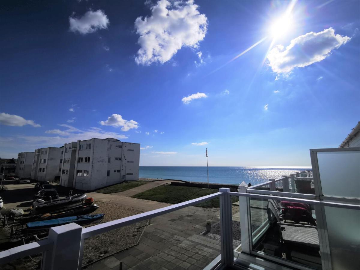 Sea View 3 Bedroom Seaside Property 치체스터 외부 사진
